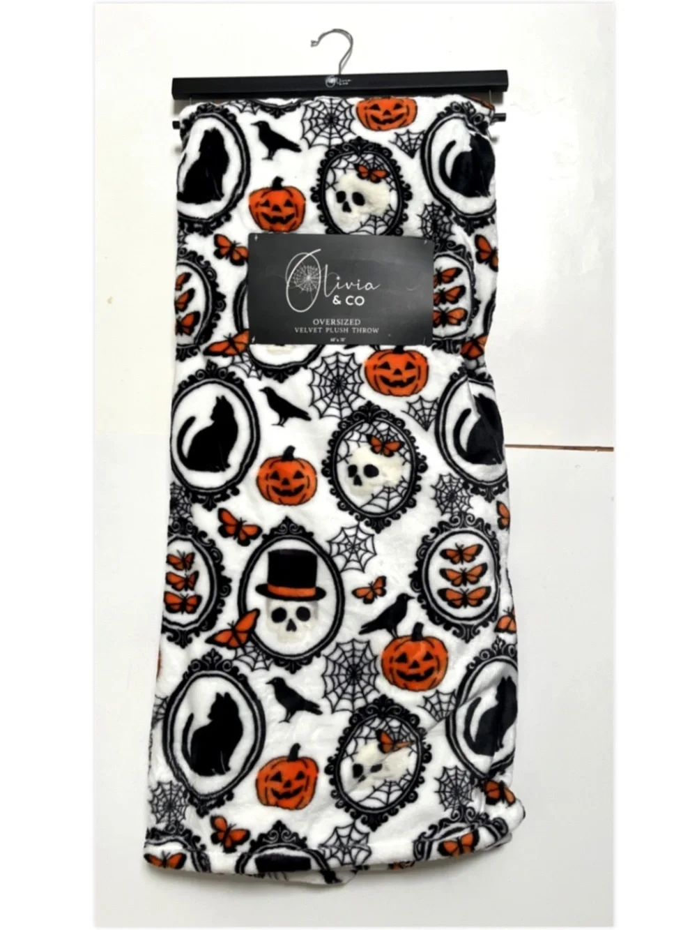 Olivia & Co Halloween Plush Throw 60x70 Skull Black Cat Pumpkin Gothic Blanket